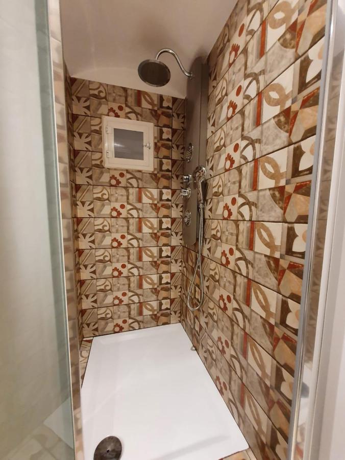 콘베르사노 Stella Maris B&B 외부 사진